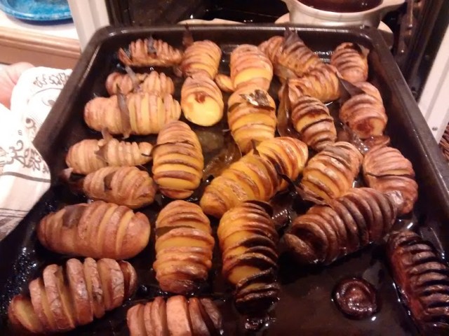 Hasselback potatoes